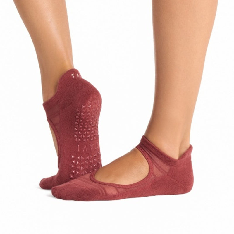 Thirty Three Threads - Unisex Grip Emma Breeze Terra Rouge