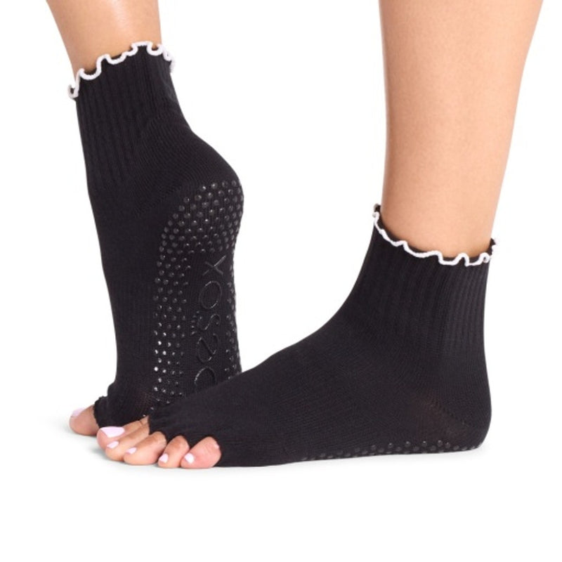 Thirty Three Threads - Unisex H/T Melody Ruffle Ebony