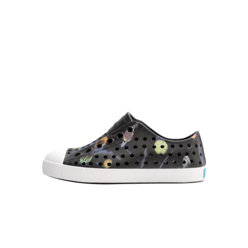 Native Shoes - Unisex Jefferson Print Kids - Jiffy Black/ Shell White/ Up in Space